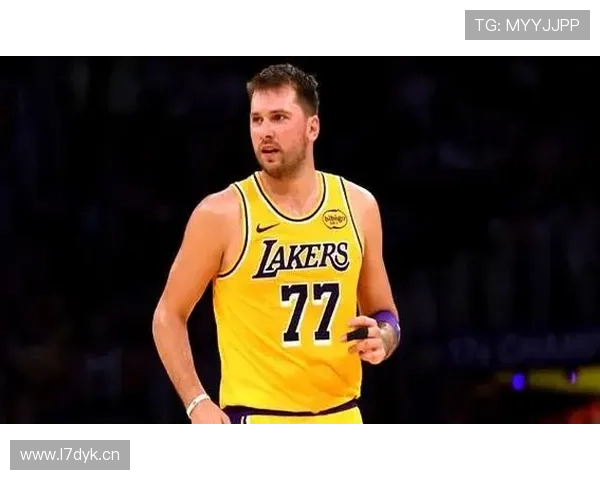 东契奇伤情辟谣名医称十天复出 东契奇伤情辟谣名医称十天复出